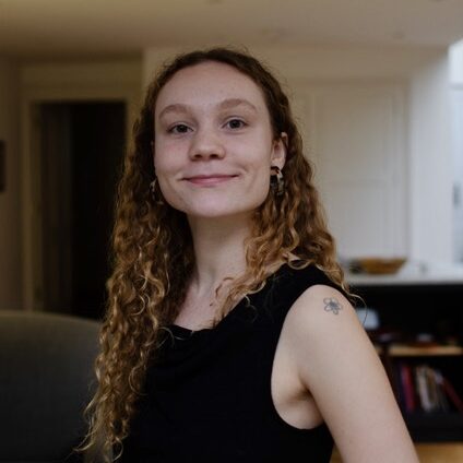 Anna Zettelmeyer Headshot