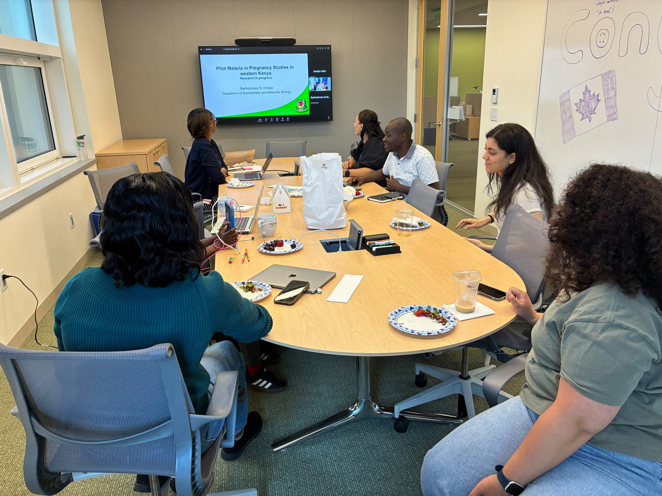 Presenting research work to faculty at Idris Lab at Harvard,
